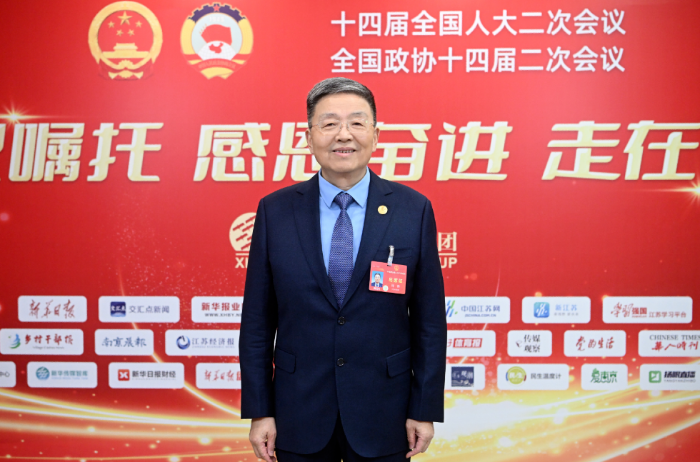 全国人大代表、中国工程院院士、pg电子药业董事长肖伟：开发中药“经典名方”，让“好方”变“好药”